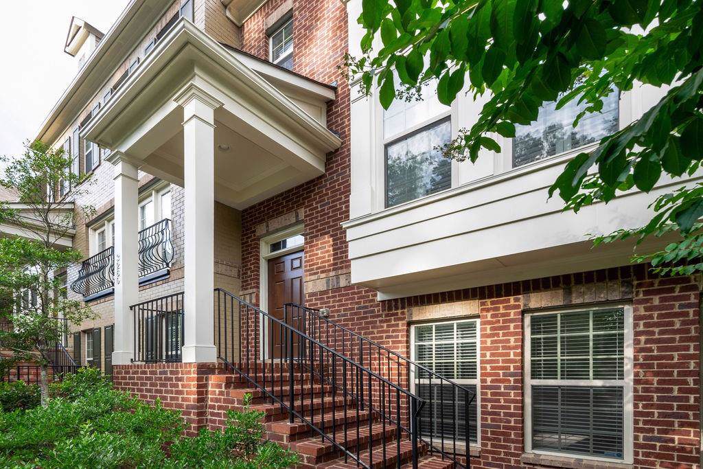 3260 Ferncliff Lane - Photo 1