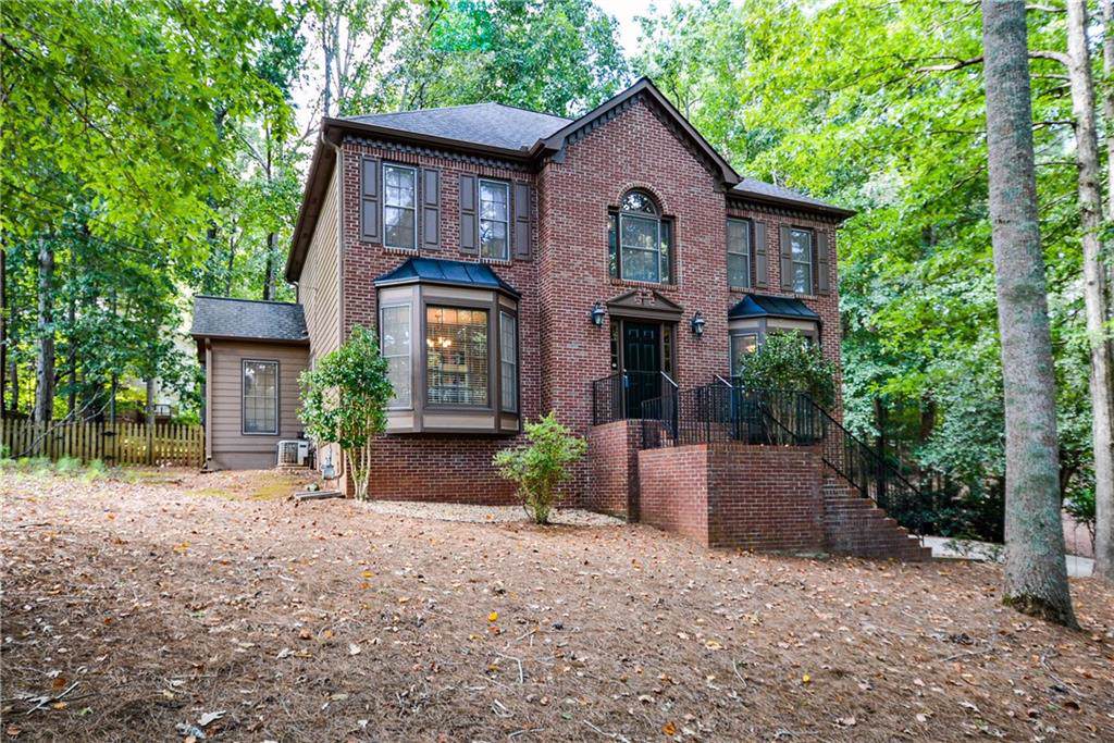 609 Pine Terrace - Photo 1