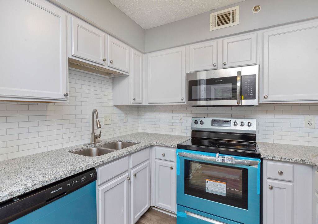 375 Winding River Drive - Photo 1