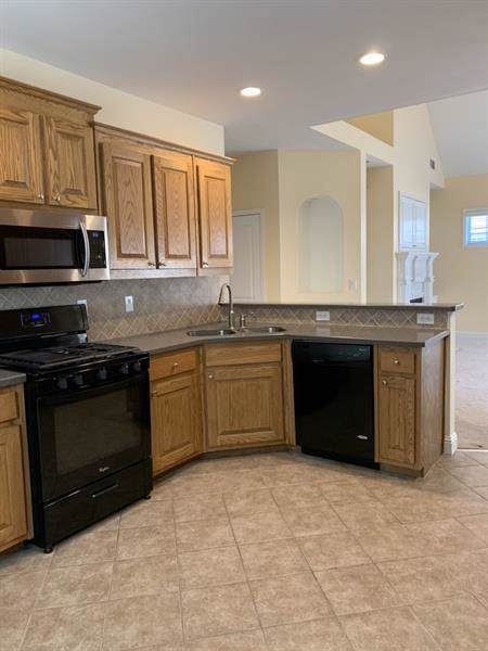 972 Towne Square Court - Photo 1
