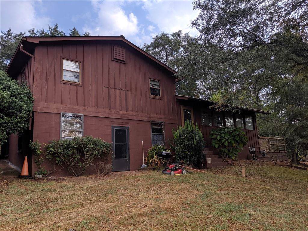 1816 Cave Springs Road - Photo 1