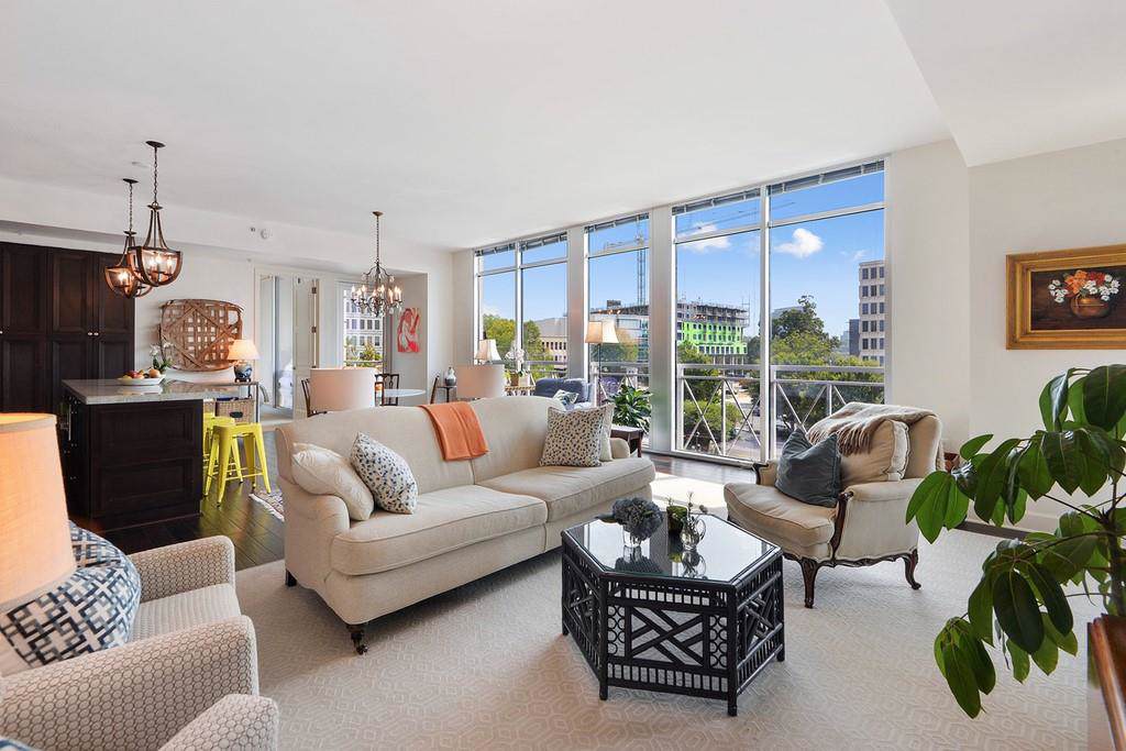 1820 Peachtree Road - Photo 1