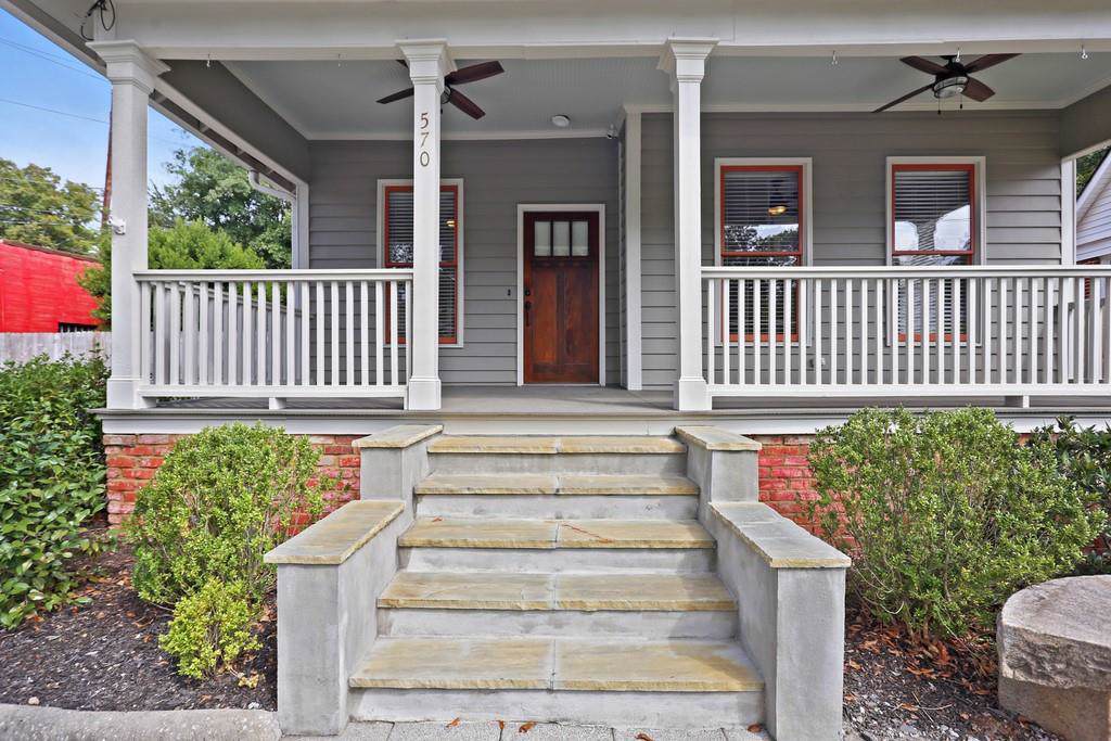 570 Flat Shoals Avenue - Photo 1