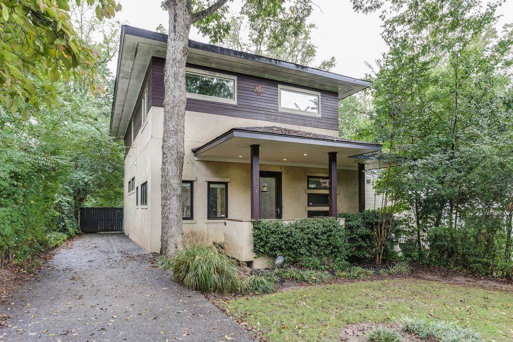 487 Side Avenue - Photo 1