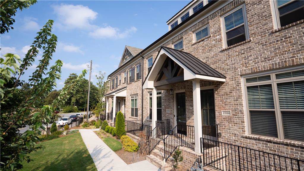 2302 Mclean Chase - Photo 1