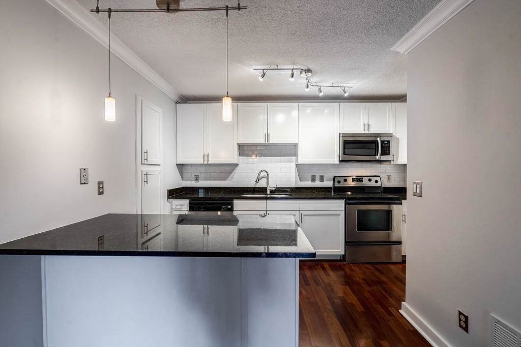 2657 Lenox Road - Photo 1