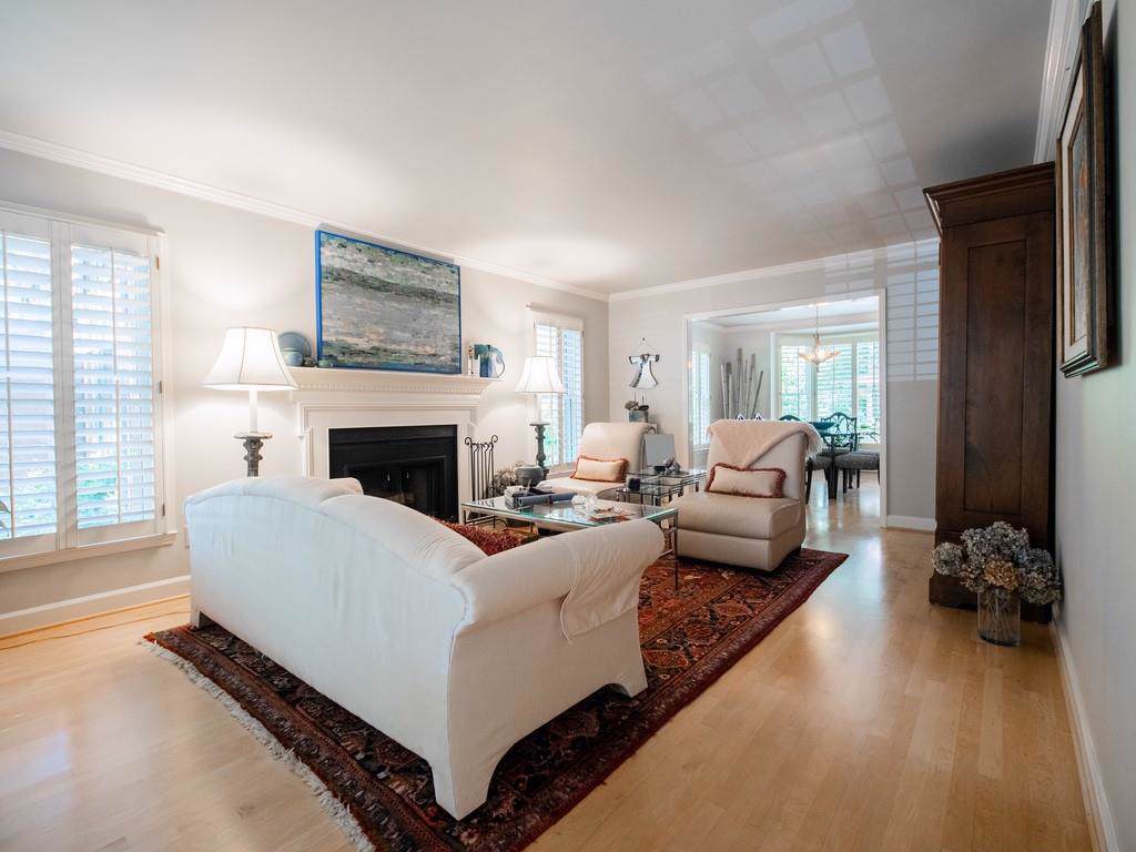 1143 Morningside Place - Photo 1