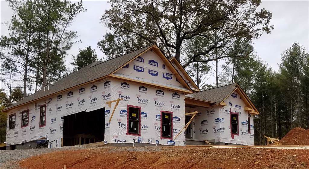10 Parkview Drive North - Photo 1