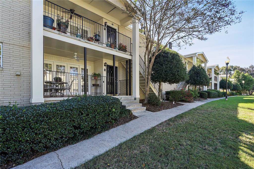 311 Peachtree Hills Avenue - Photo 1