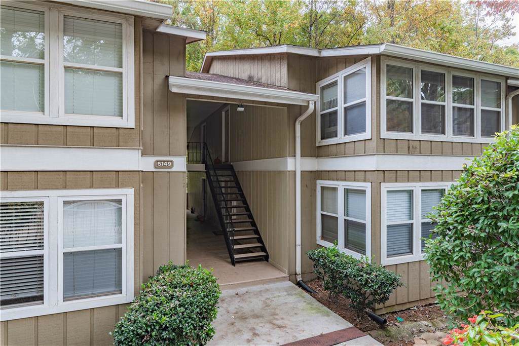 5149 Roswell Road - Photo 1