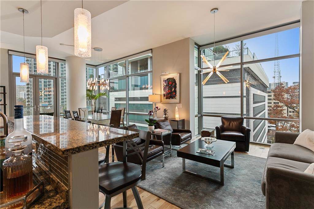 905 Juniper Street - Photo 1