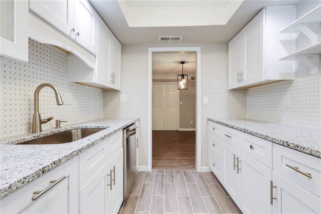 6851 Roswell Road - Photo 1