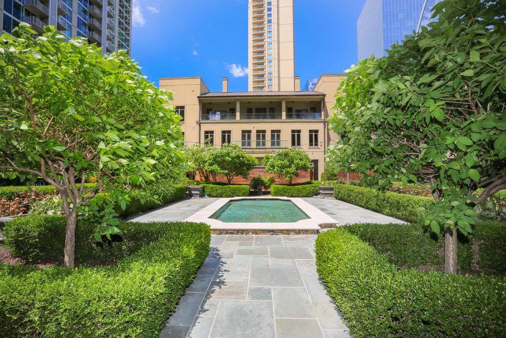 3376 Peachtree Road - Photo 1