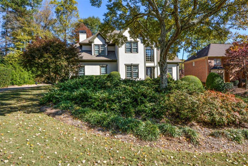 355 Log House Court - Photo 1