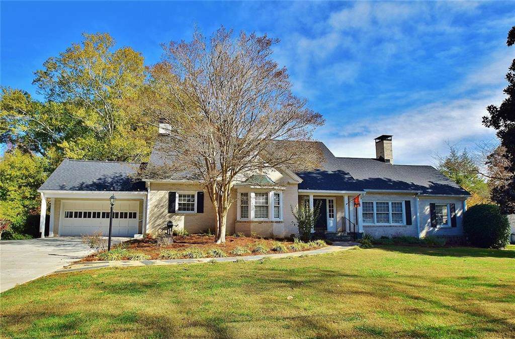 976 Cherokee Road - Photo 1