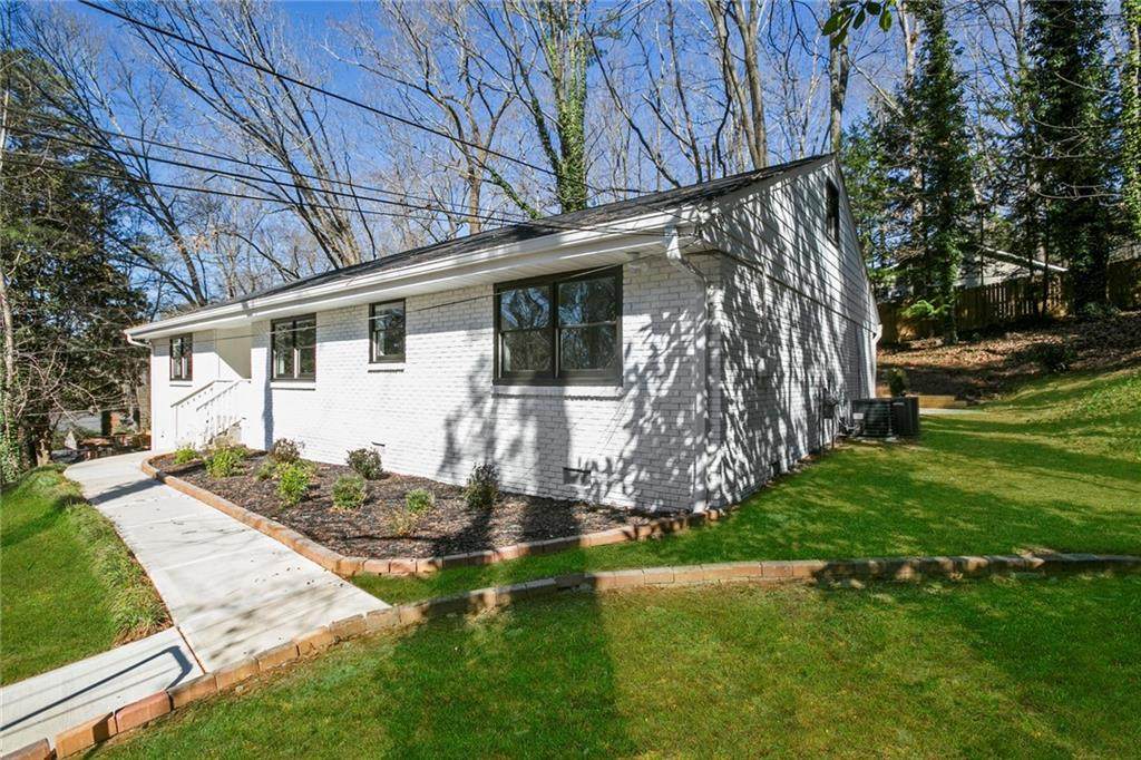 291 Vickers Drive - Photo 1