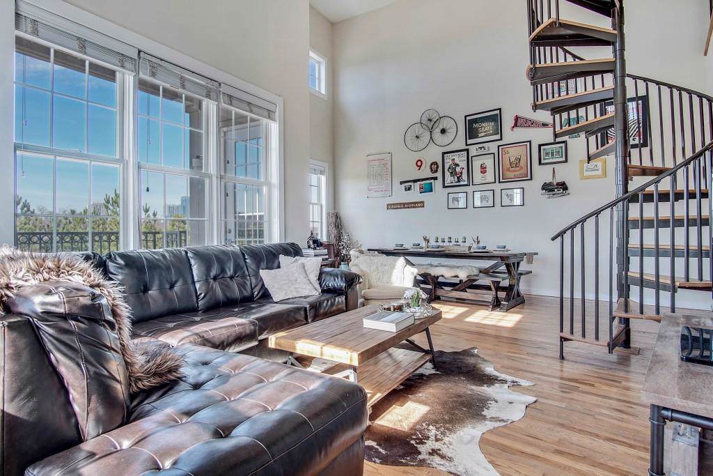 680 Greenwood Avenue - Photo 1