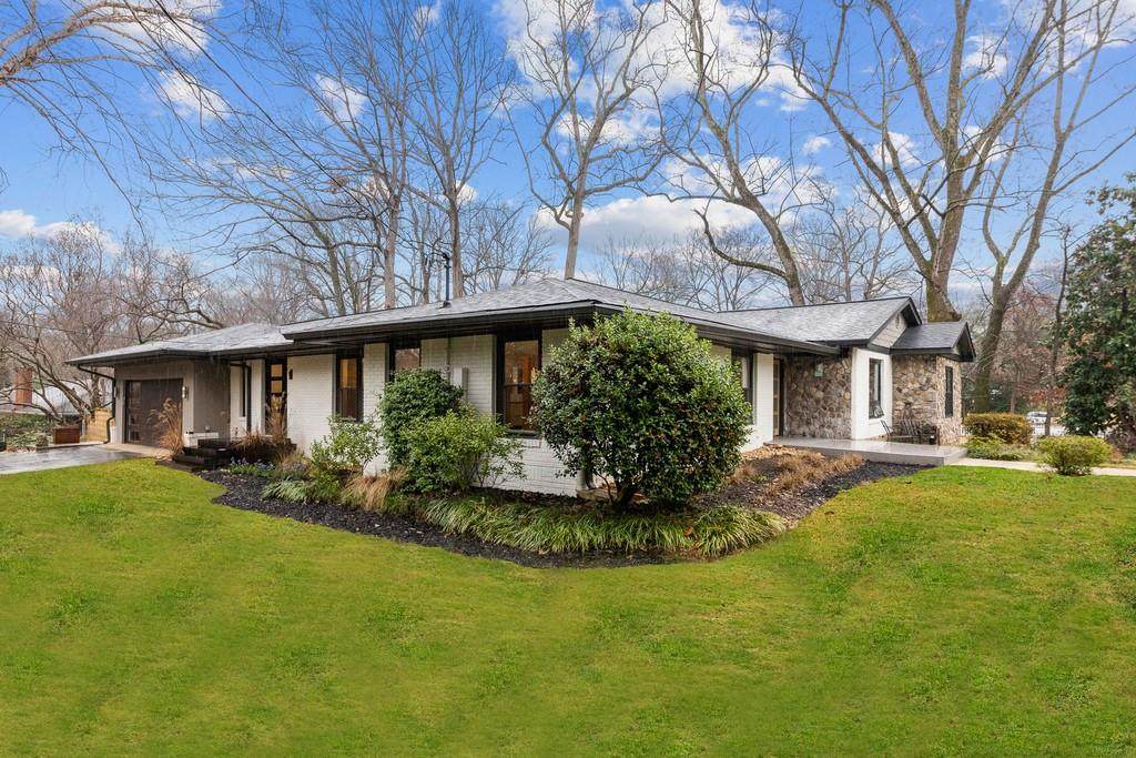 150 Robin Hood Road - Photo 1