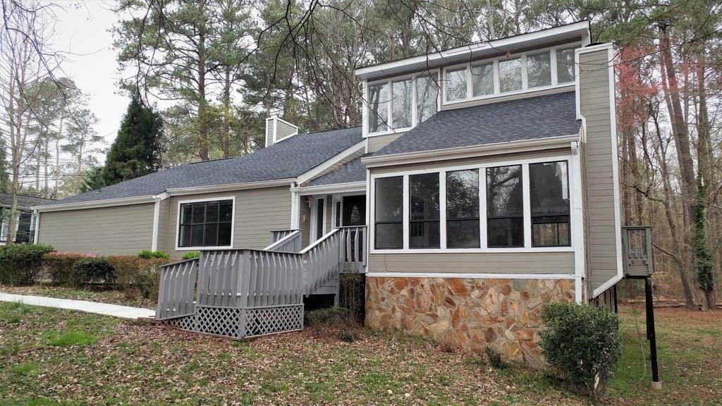 5022 Spalding Drive - Photo 1