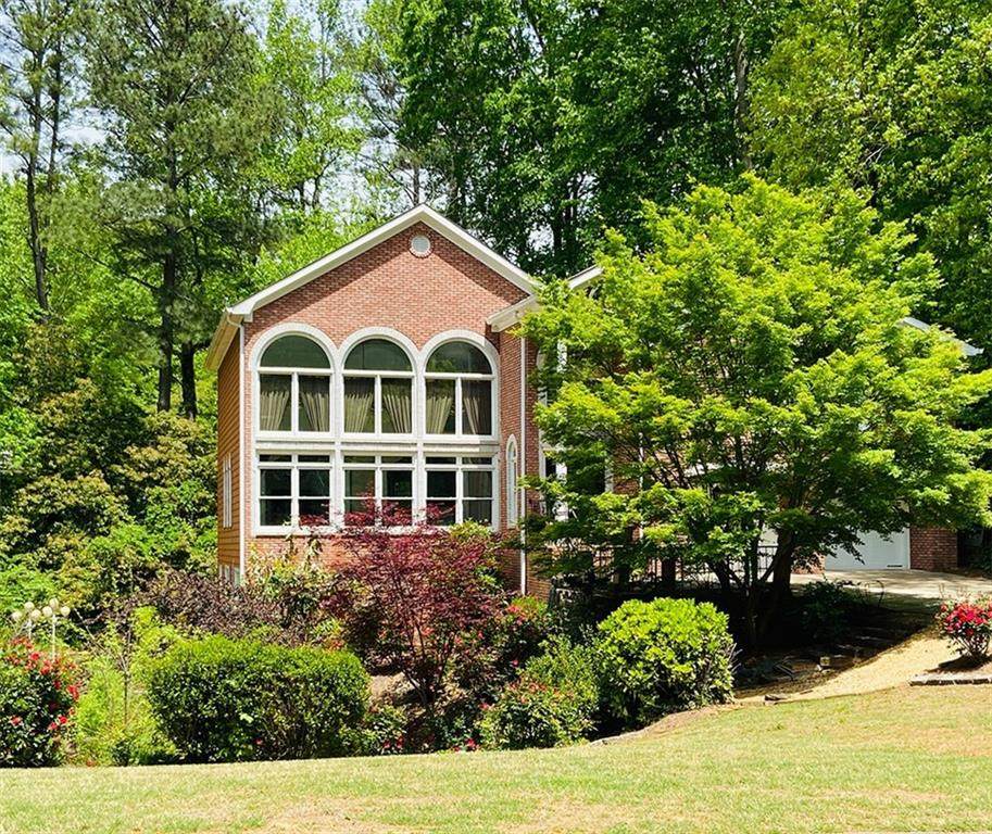 5300 Mill Run Drive - Photo 1
