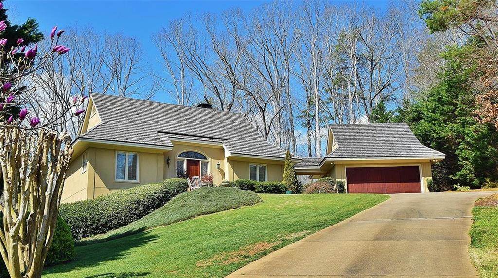3040 Hickory Hills Drive - Photo 1