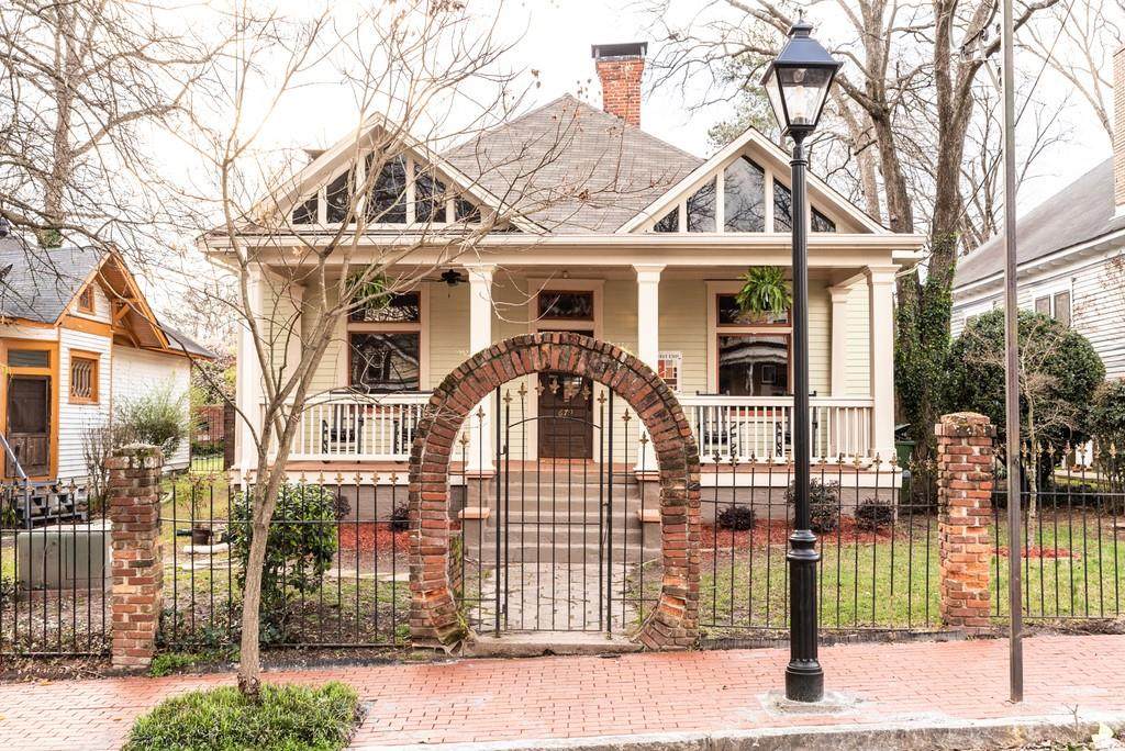 679 Gordon Place - Photo 1
