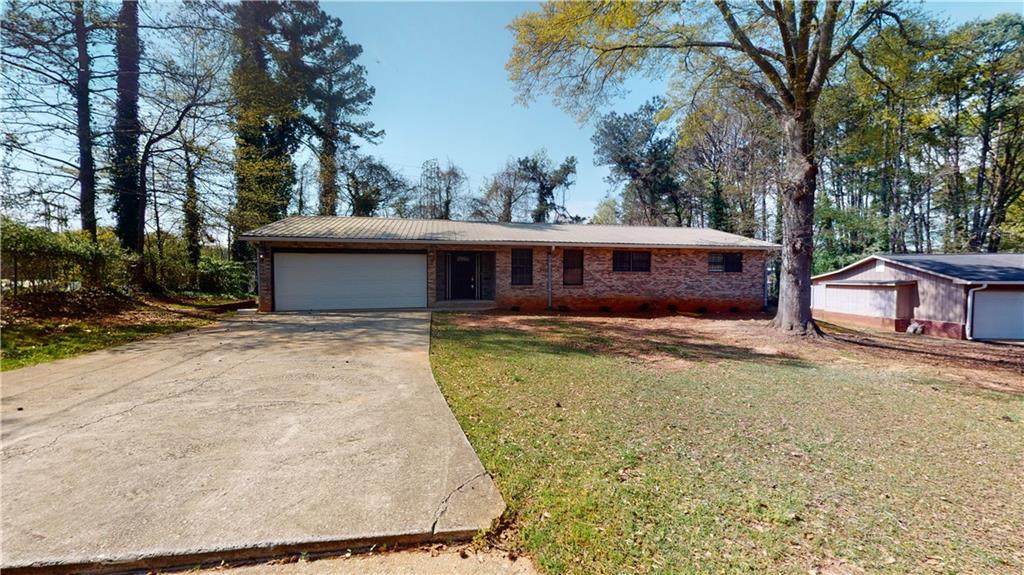3641 Calmer Circle - Photo 1