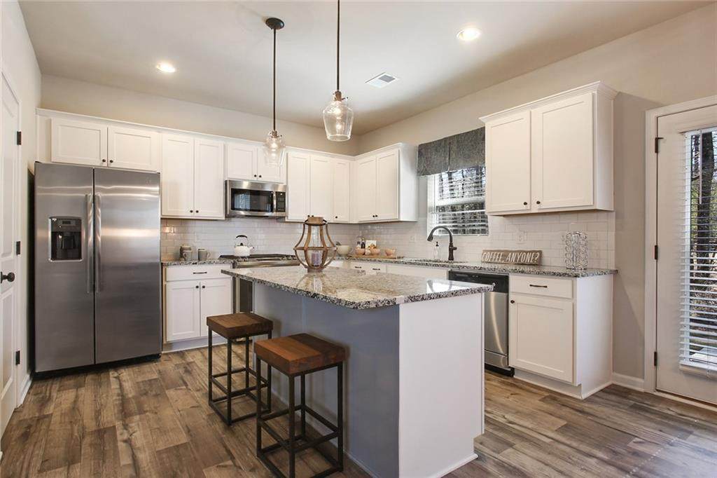 19 Wesley Way - Photo 1