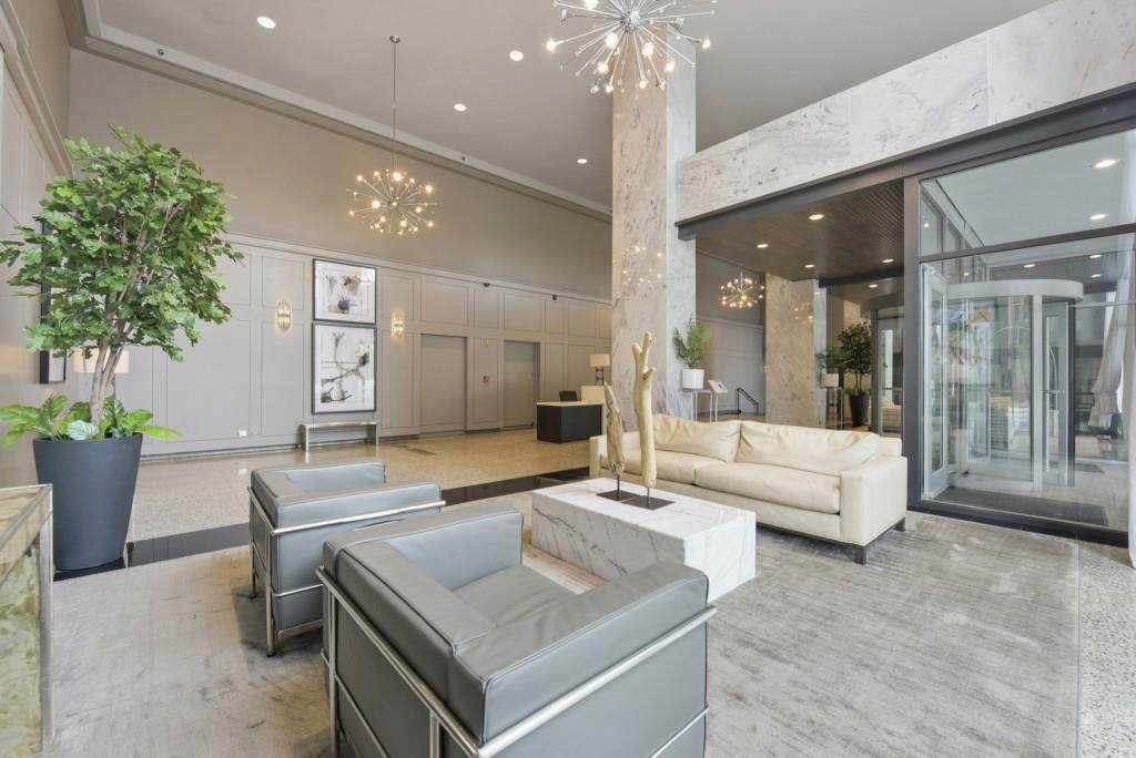620 Peachtree Street - Photo 1