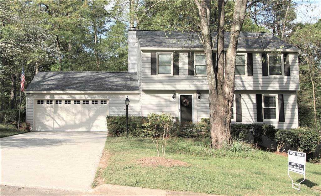 9810 Pond Circle - Photo 1
