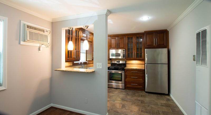 1048 Saint Charles Avenue - Photo 1 1048 Saint Charles Avenue - Photo 1
