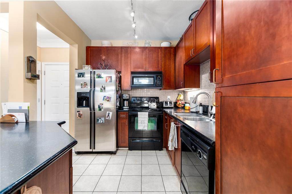 400 17th Street - Photo 1