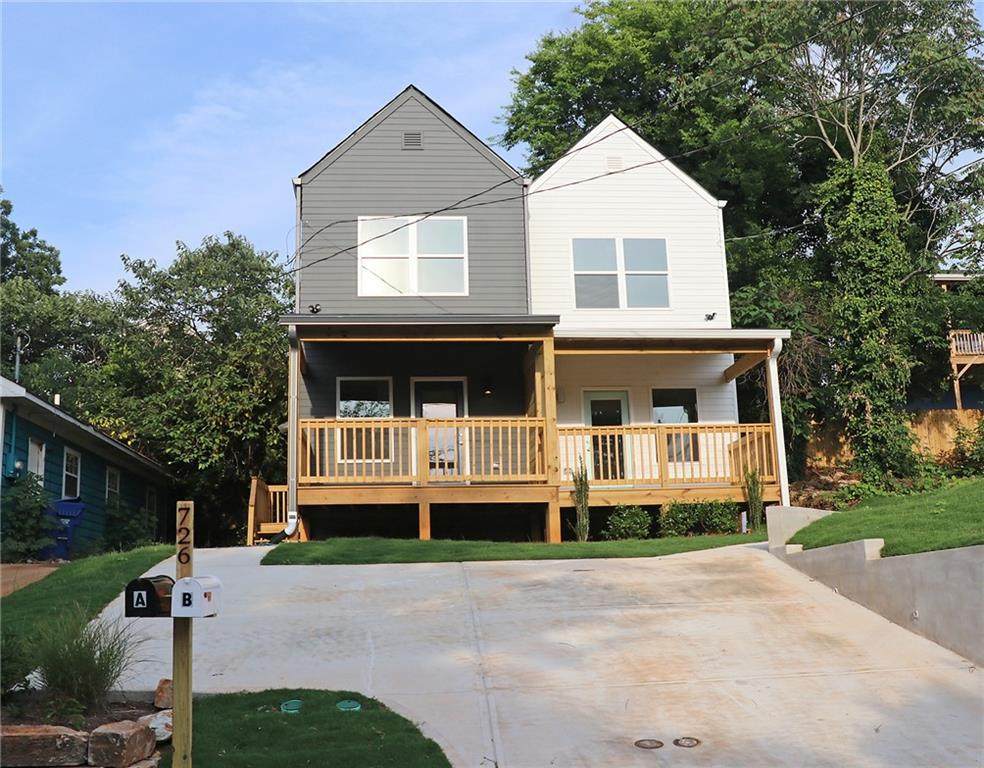 726B Grant Terrace - Photo 1