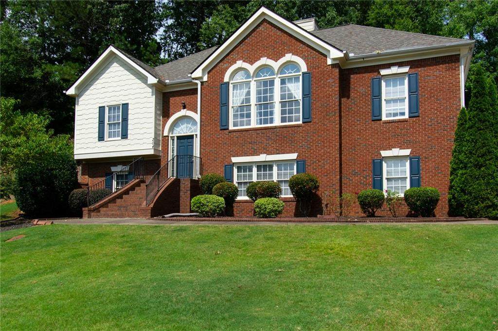 204 Matthew Lane - Photo 1
