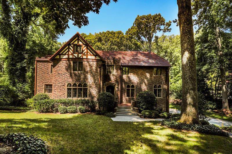 834 Oakdale Road - Photo 1