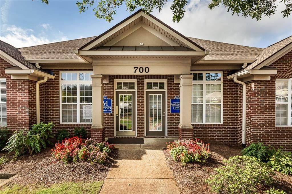 5041 Dallas Highway - Photo 1