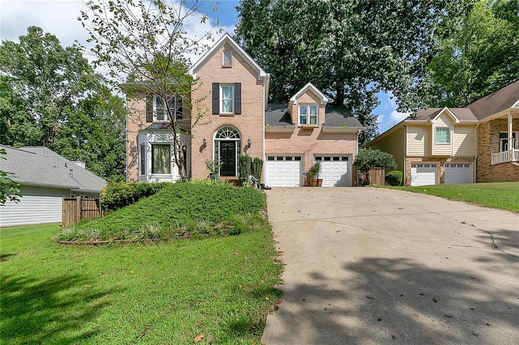 213 Tennis Court Lane - Photo 1