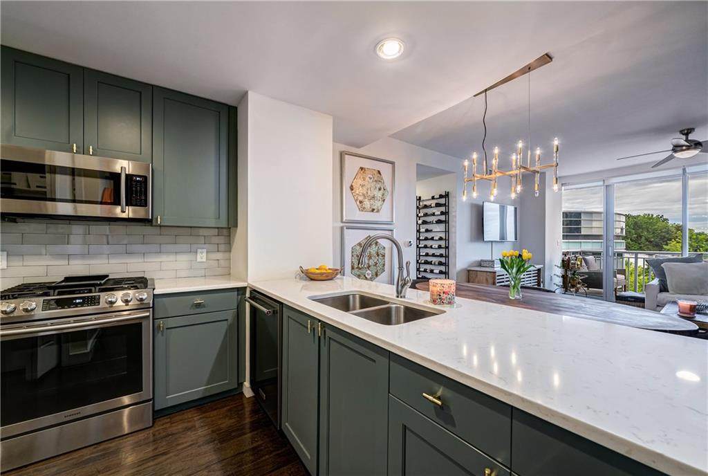 3338 Peachtree Road - Photo 1