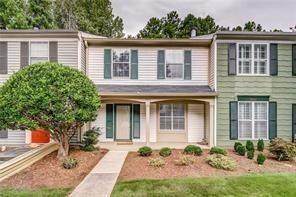 2906 Queen Anne Court - Photo 1