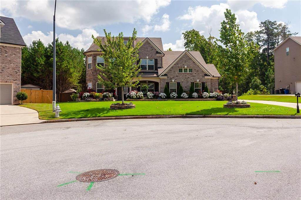 2374 Beringer Lane - Photo 1