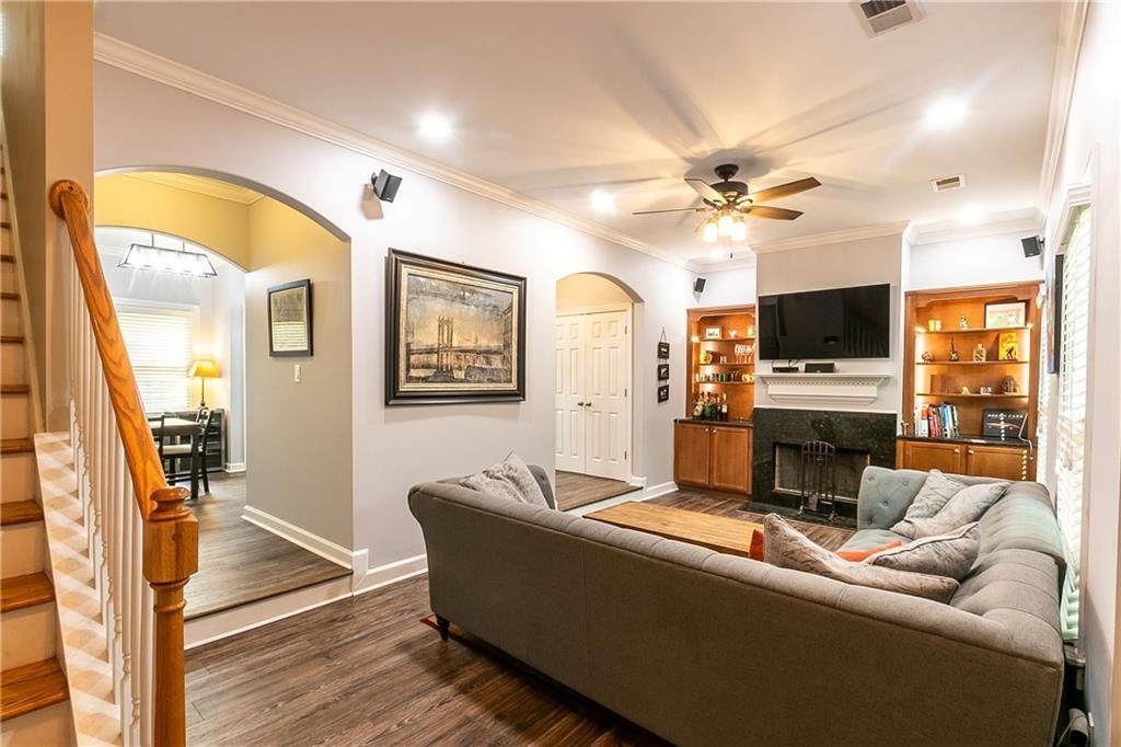 91 Moreland Avenue - Photo 1