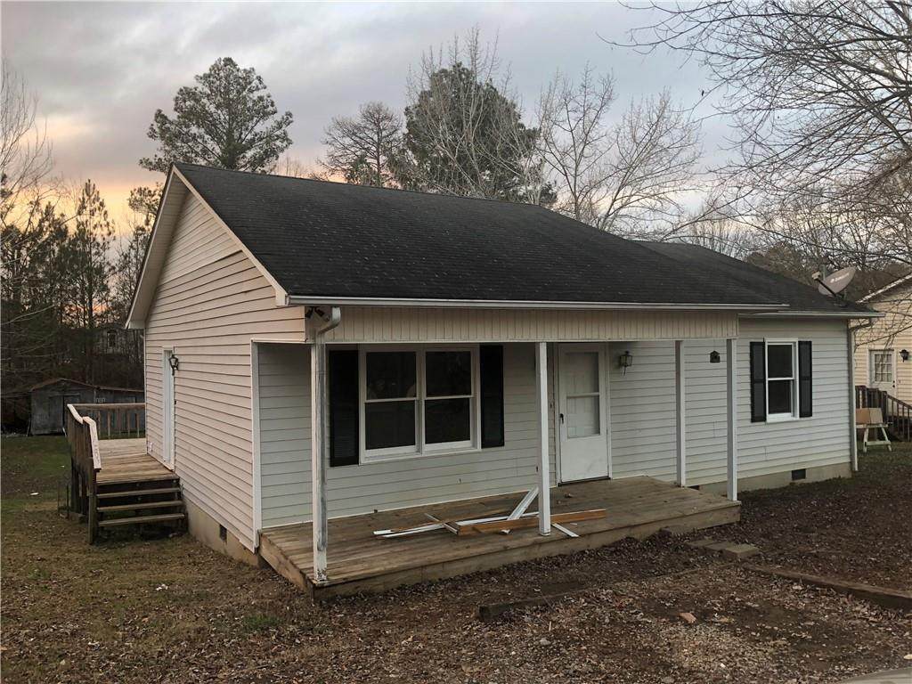 172 Crestview Drive - Photo 1