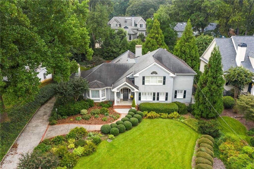 250 Robin Hood Road - Photo 1