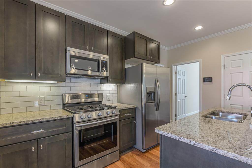 1578 Jonesboro Road - Photo 1