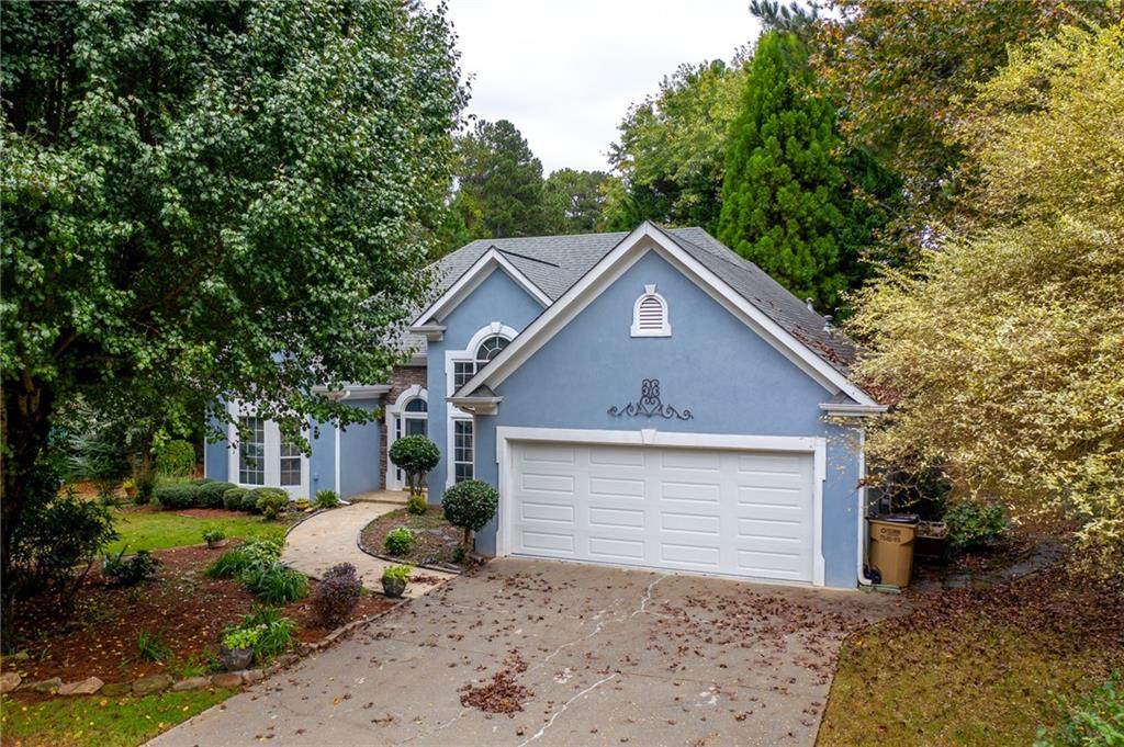 102 Regency Chase - Photo 1