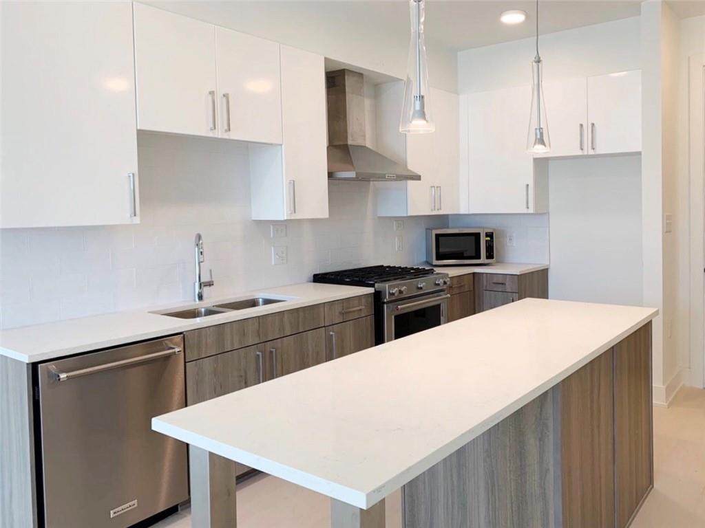 775 Juniper Street - Photo 1