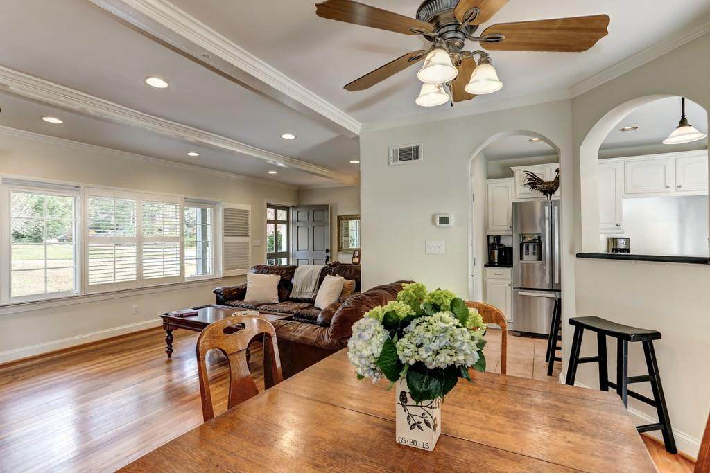 273 Meadowbrook Drive - Photo 1