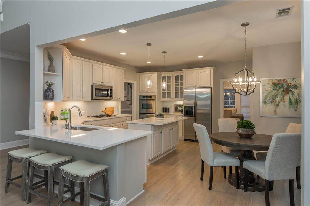994 Nottingham Lane - Photo 1
