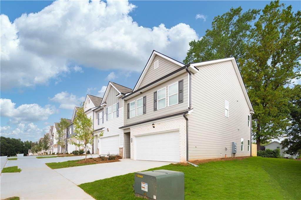 5526 Donerail Street - Photo 1