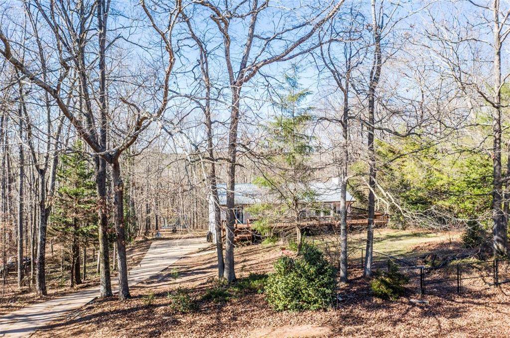 381 King Street - Photo 1